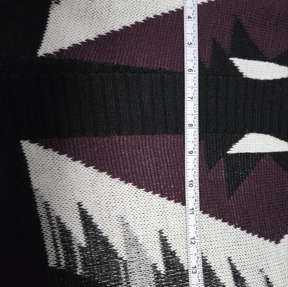 Vanity Acrylic Cardigan - Picture 9 of 16